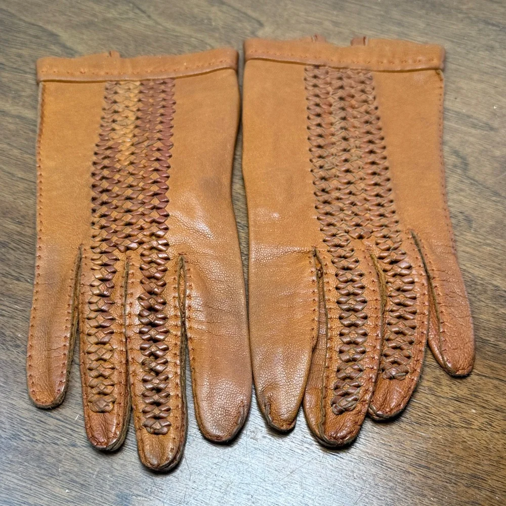 Vintage Gant Jonquet France Basket Weave Caramel Leather Driving Gloves